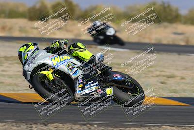 media/Dec-04-2022-CVMA (Sun) [[e38ca9e4fc]]/Race 9 Supersport Middleweight Shootout/